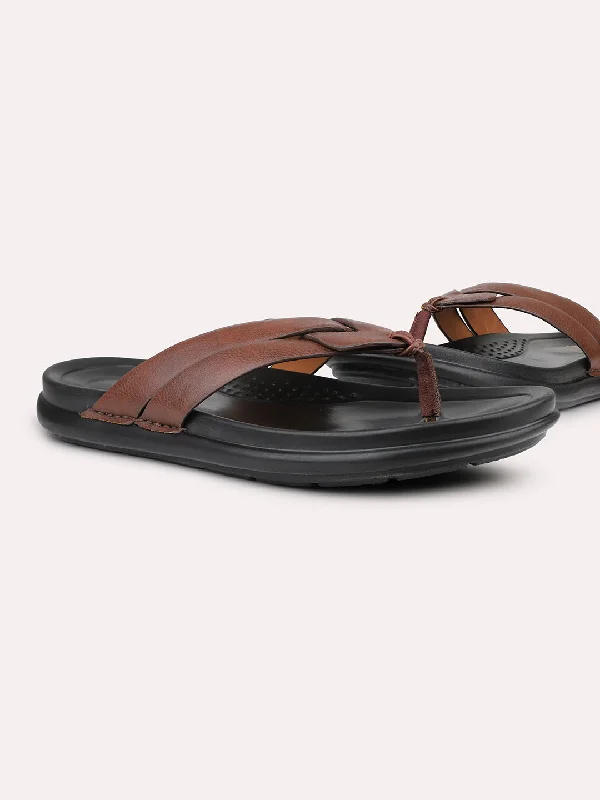 Flip - flop style men's sandals for beach wearMen Tan Solid Comfort Casual Sandals
