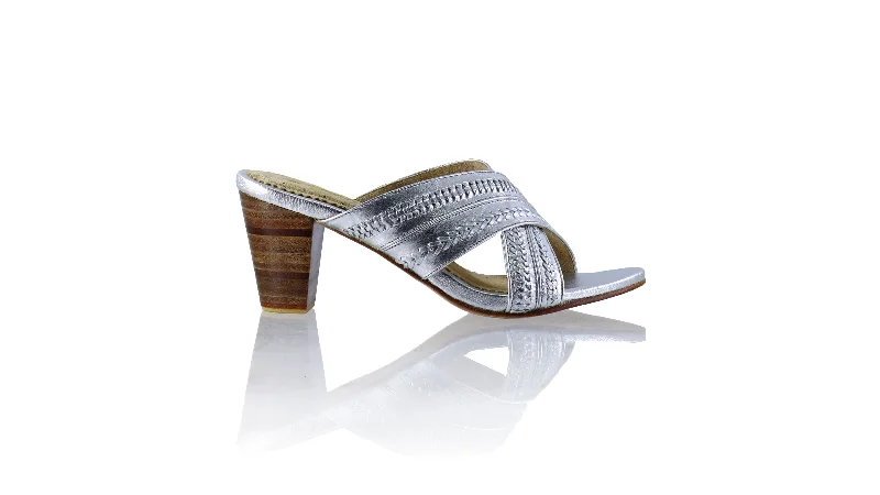 Men's sandals with a decorative buckle or charmParamita 70mm WH - Silver