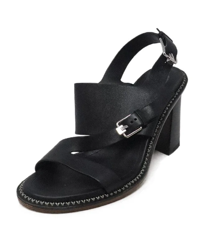 Men's sandals with a shock - absorbing insoleTod's Black Leather Sandals sz 6.5