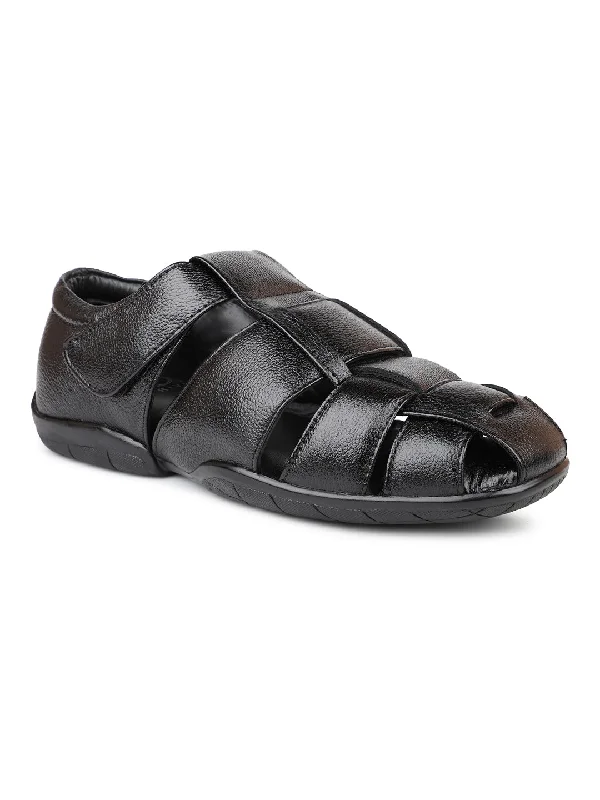 Men's sandals with a stretchy strap for a better fitTri-Band Velcro Sandal-Black