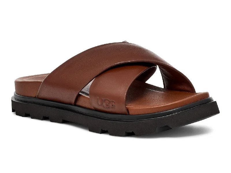 Men's sandals with a durable outer soleUGG Men's Capitola Cross Slide