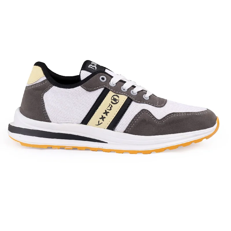 Men's soccer - inspired sneakers with a studded soleBxxy's Men's Sports Casual Shoes Men's soccer - inspired sneakers with a studded soleBxxy's Men's Sports Casual Shoes