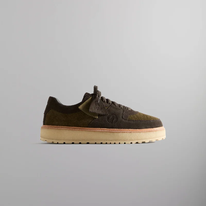 Men's lightweight sneakers for travel8th St by Ronnie Fieg for Clarks Originals Sandford 2 - Black Olive / Ivy Green