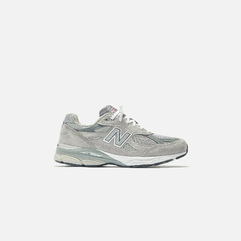 Men's performance - driven running sneakers for marathonsNew Balance Made in USA 990v3 - Grey / White