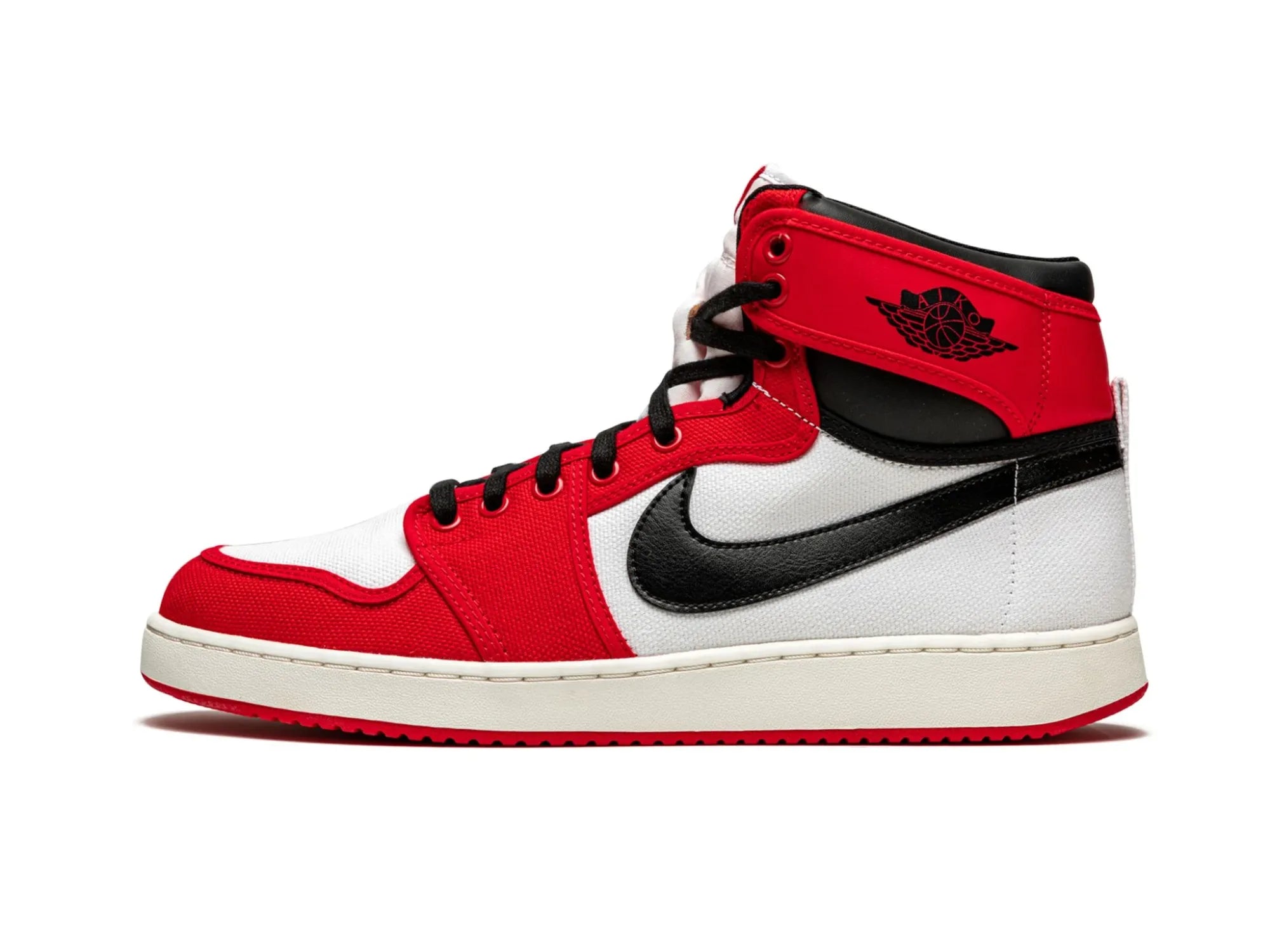 Men's retro - inspired basketball sneakers with a high - top designNike Air Jordan 1 High Retro AJKO “Chicago"