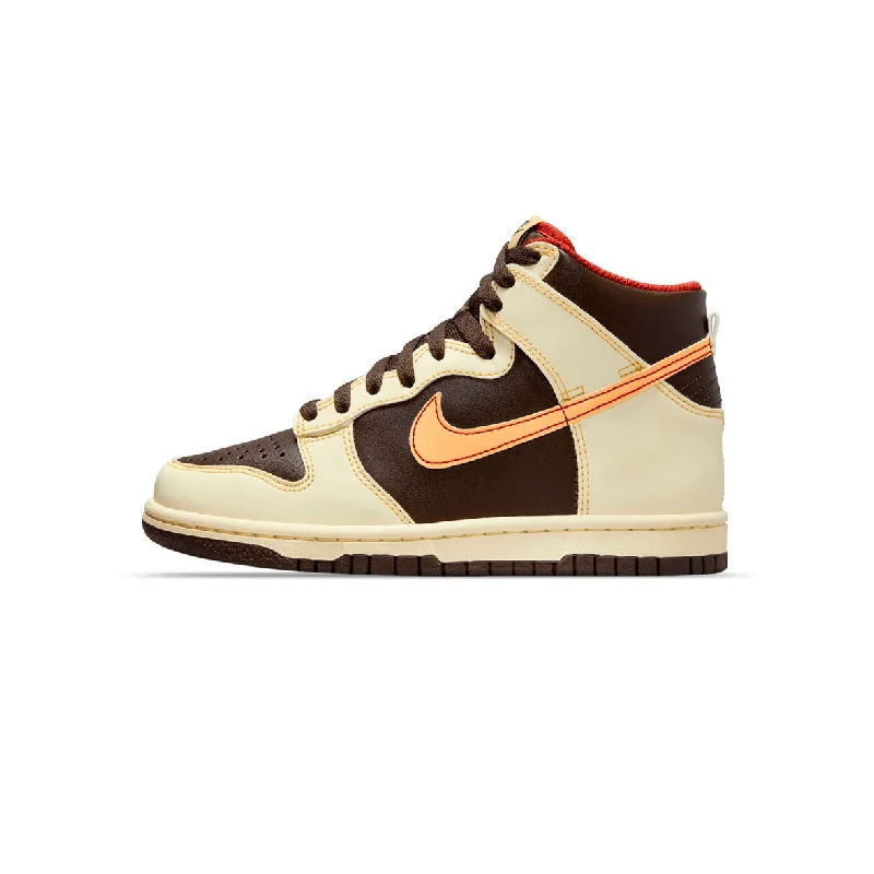 Men's adjustable - strap sneakers for a customized fitNike Dunk High Baroque Brown (GS)