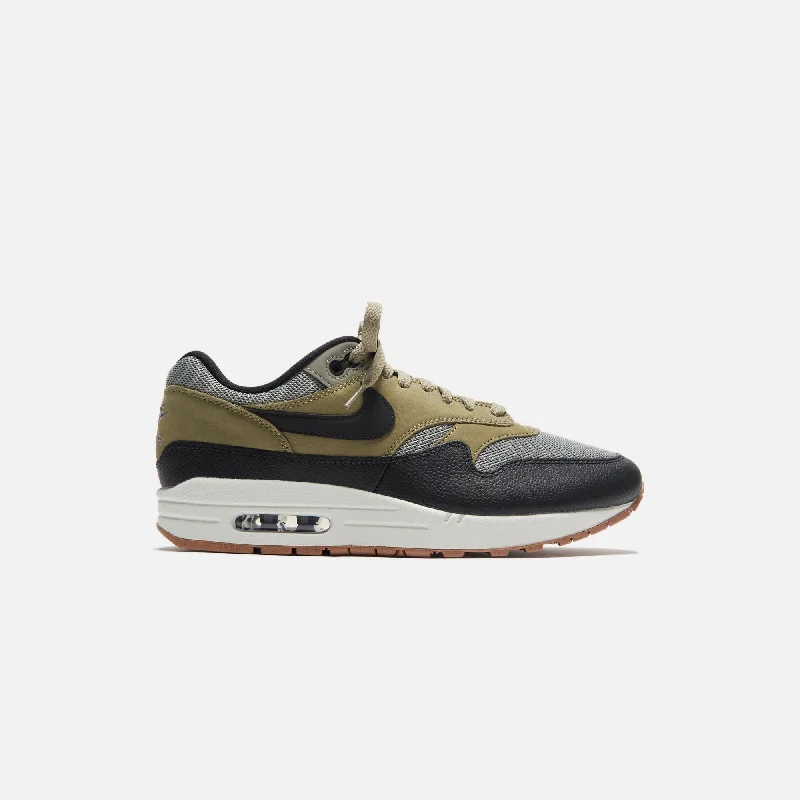 Men's neon - colored sneakers for a bold statementNike Air Max 1 Sports Classic - Dark Stucco / Black / Neutral Olive / Phantom Men's neon - colored sneakers for a bold statementNike Air Max 1 Sports Classic - Dark Stucco / Black / Neutral Olive / Phantom