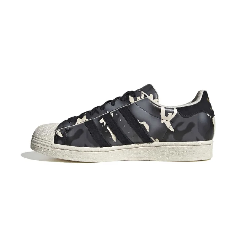 Men's narrow - width sneakers for a snug fitadidas Superstar Black - White