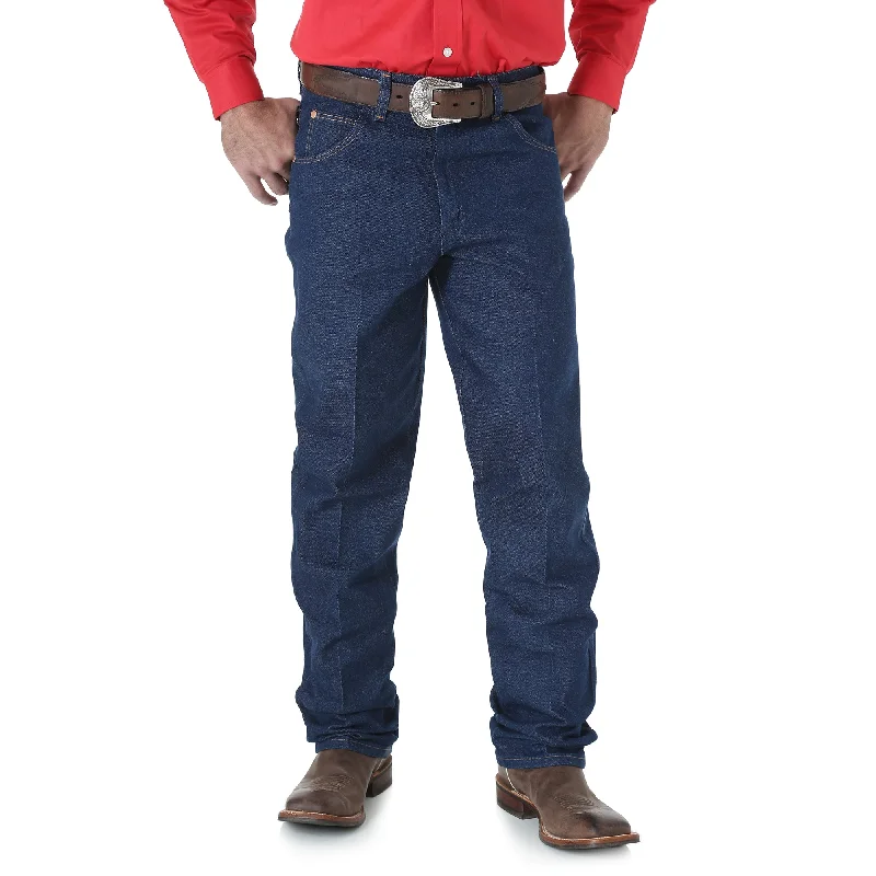 Men's western boots with a leather - wrapped heel and a smooth finishWrangler Relaxed Fit Cowboy Cut Men's Jean